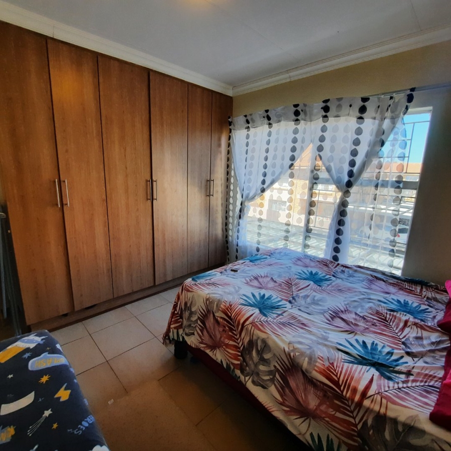 2 Bedroom Property for Sale in Pellissier Free State